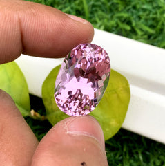 Oval Cut Magenta Pink Kunzite Gemstone, Loose Gemstone, Kunzite Faceted Cut Stone, Gemstone Jewelry - 25.98 carat