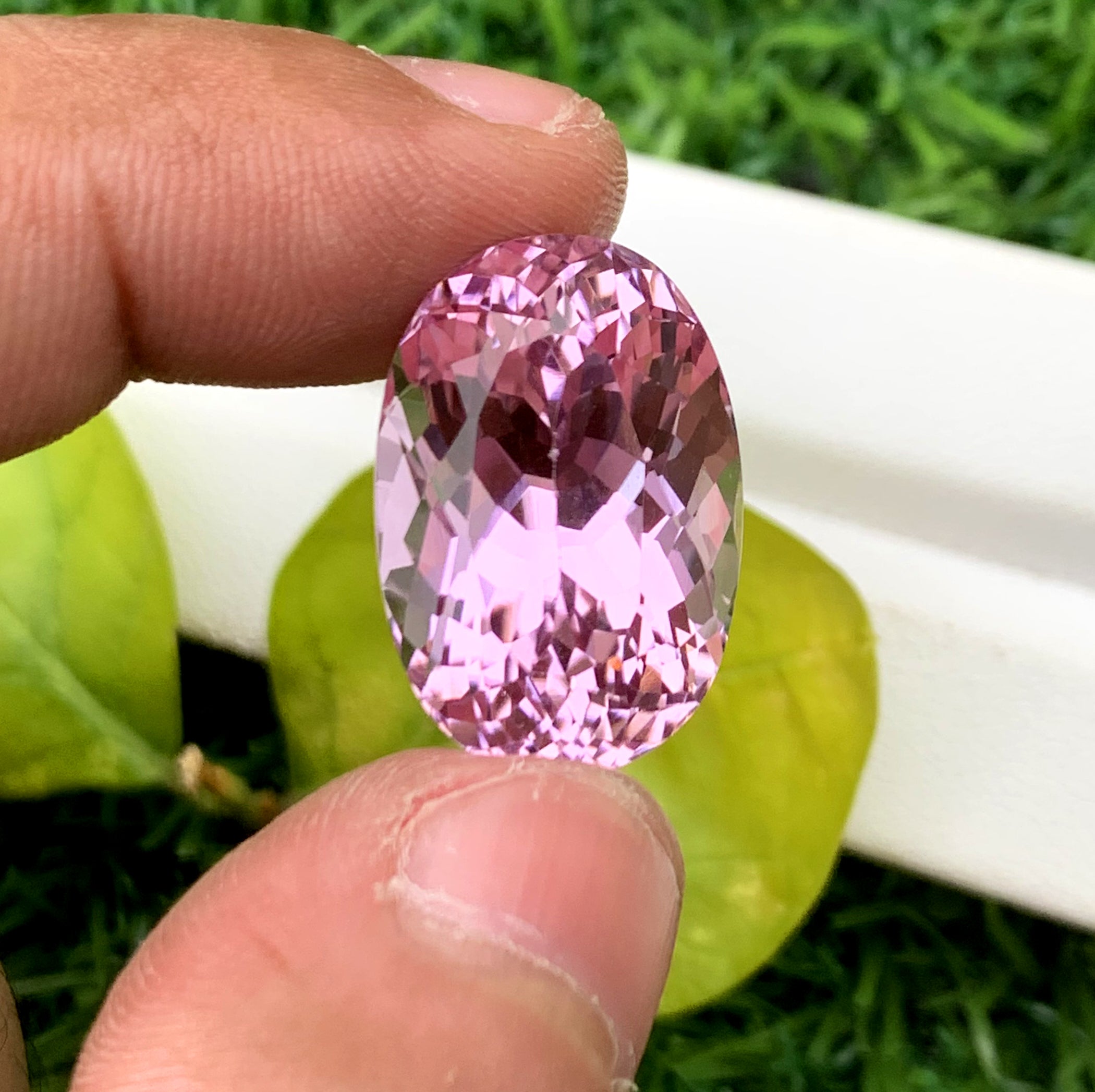 Oval Cut Magenta Pink Kunzite Gemstone, Loose Gemstone, Kunzite Faceted Cut Stone, Gemstone Jewelry - 25.98 carat