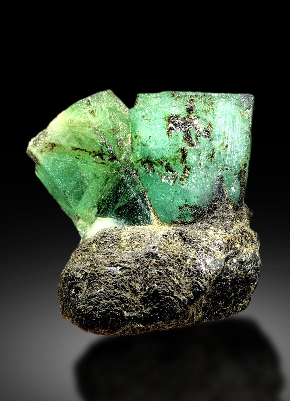 Green Emerald Specimen from Chitral Pakistan - 290 gram