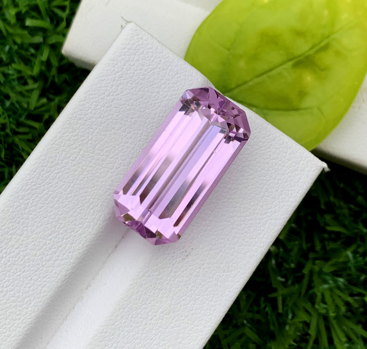 Emerald Cut Pink Kunzite Gemstone, Loose Gemstone, Kunzite Faceted Cut Stone - 21.10 CT