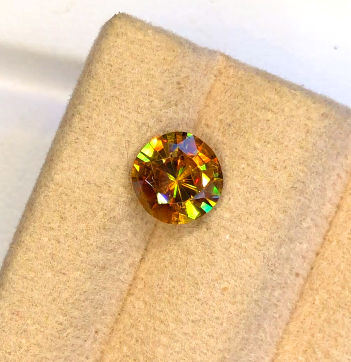 Sparkling Full Fire Sphene Titanite Gemstone With Strong Trichroism, Loose Gemstone, Round Cut Faceted Rare Sphene - 1.20 CT