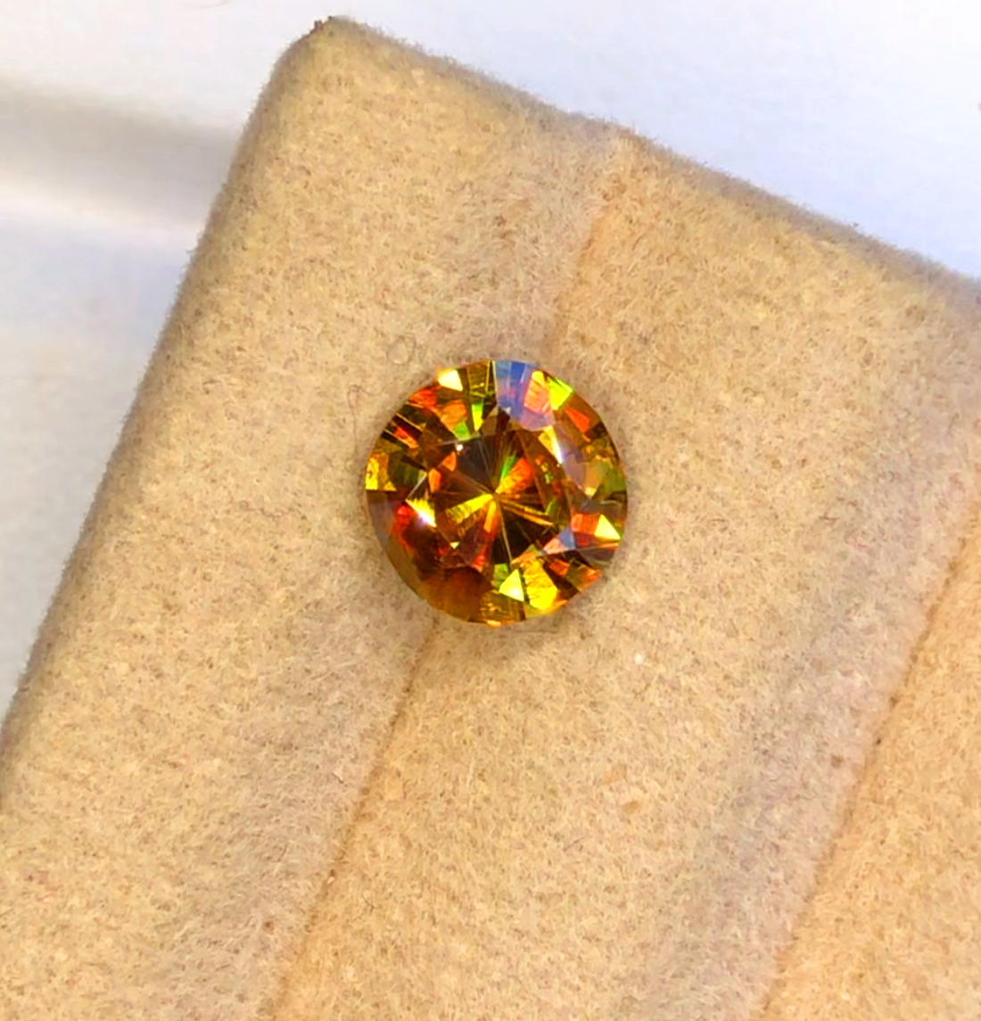 Sparkling Full Fire Sphene Titanite Gemstone With Strong Trichroism, Loose Gemstone, Round Cut Faceted Rare Sphene - 1.20 CT