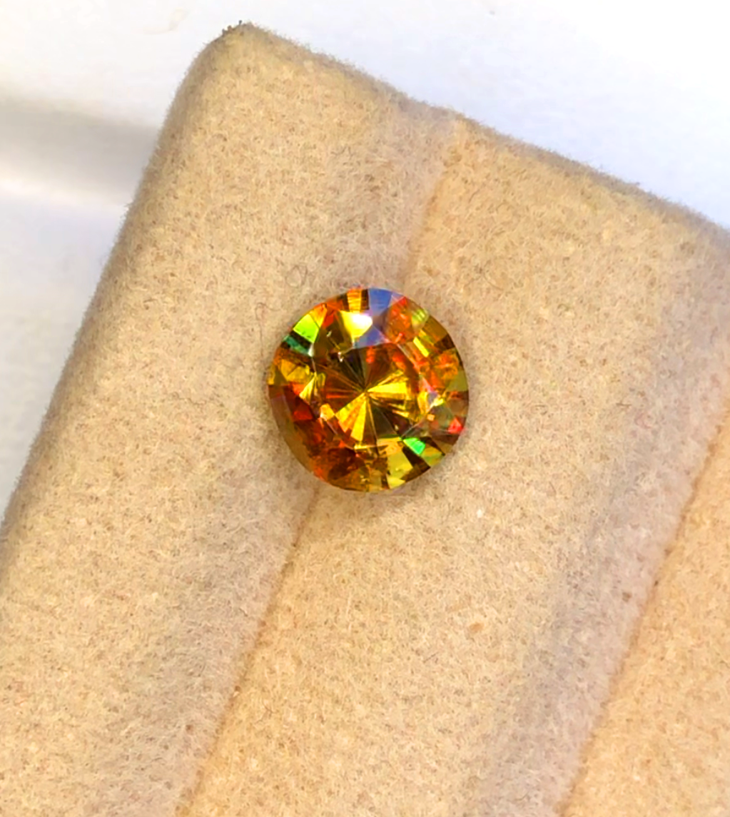 Sparkling Full Fire Sphene Titanite Gemstone With Strong Trichroism, Loose Gemstone, Round Cut Faceted Rare Sphene - 1.20 CT