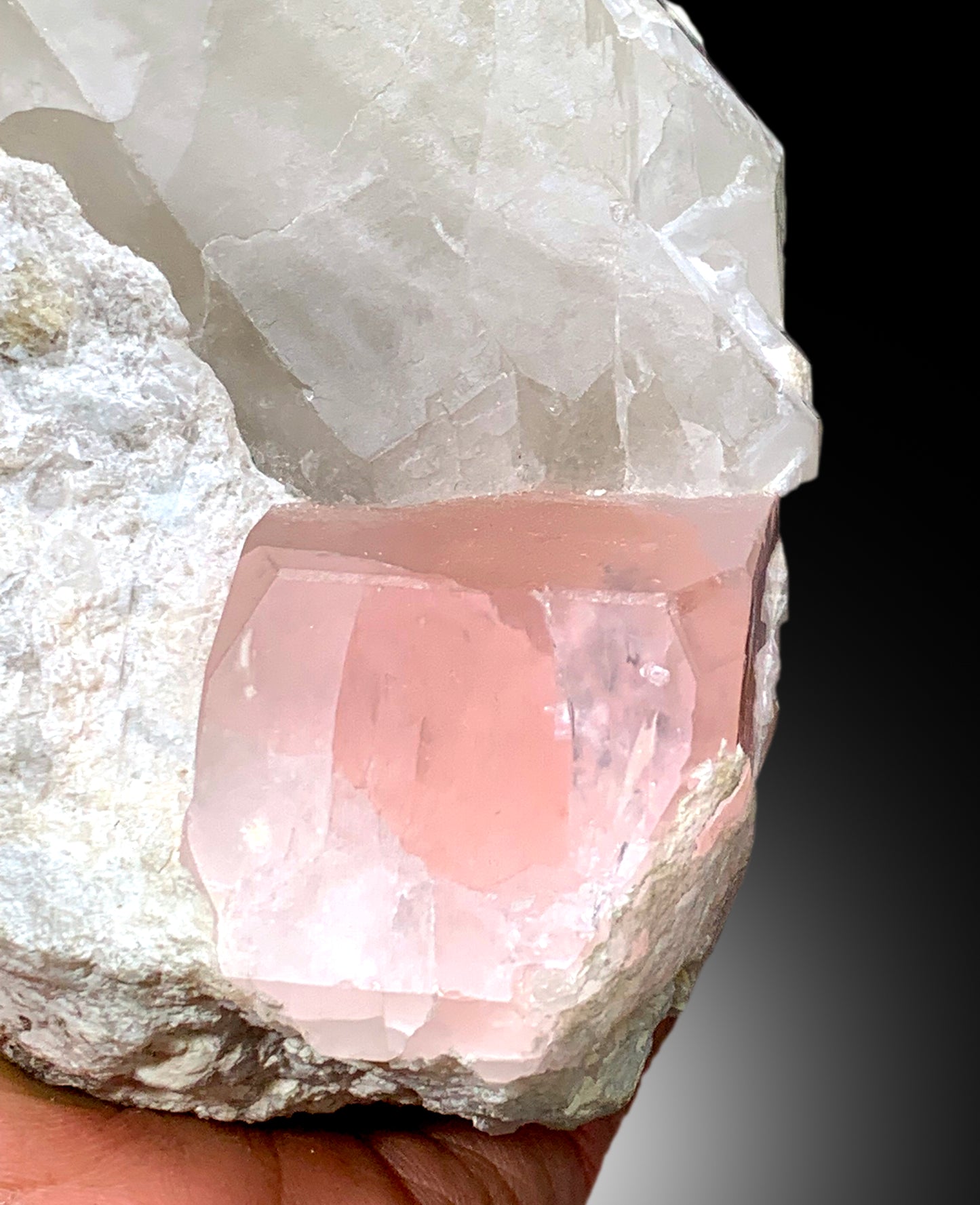 Natural Pink Morganite Crystal on Quartz, Morganite Specimen, Raw Mineral, Morganite from Dara-i-Pech Afghanistan - 2365 gram