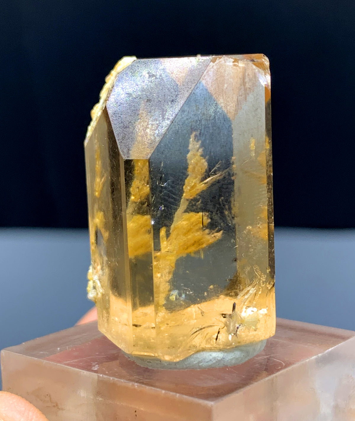 Gemmy Natural Topaz Crystal from Skardu Pakistan - 29 gram