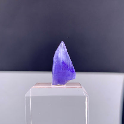 Blue Tanzanite Crystal From Tanzania - 9.40 Carats