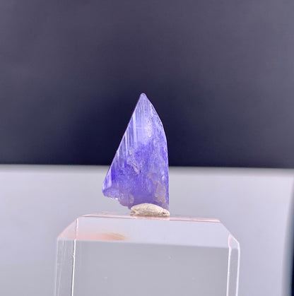 Blue Tanzanite Crystal From Tanzania - 9.40 Carats