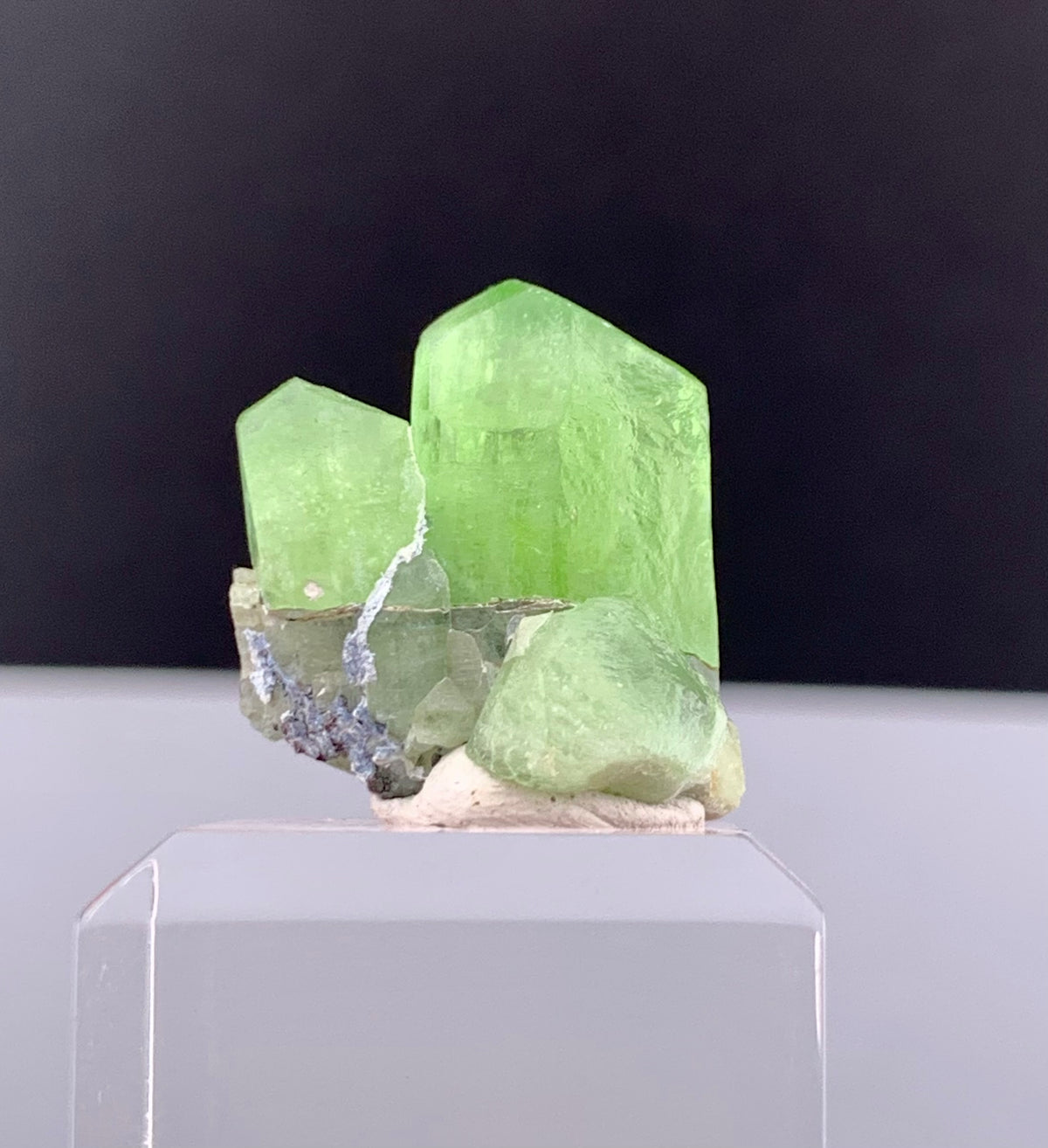Green Peridot Crystals From Pakistan - 45.00 Carats