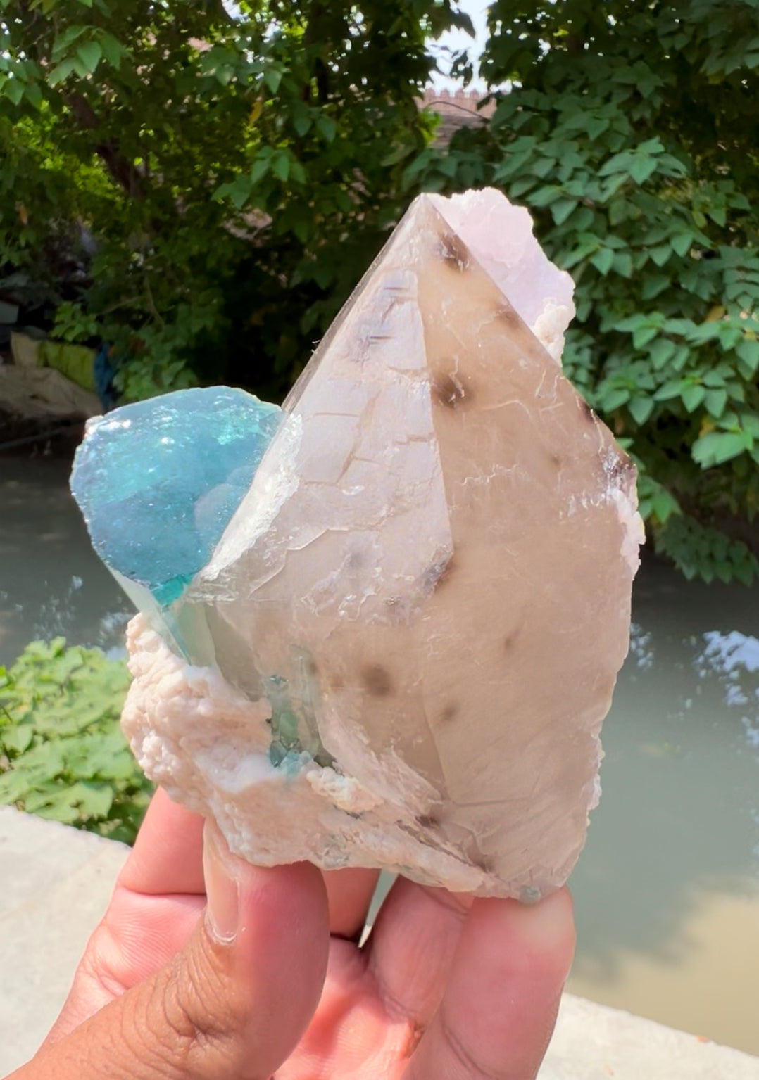 Indicolite Blue Tourmaline with Pink Apaite on Quartz from Kunar, valley Afghanistan - 364 gram