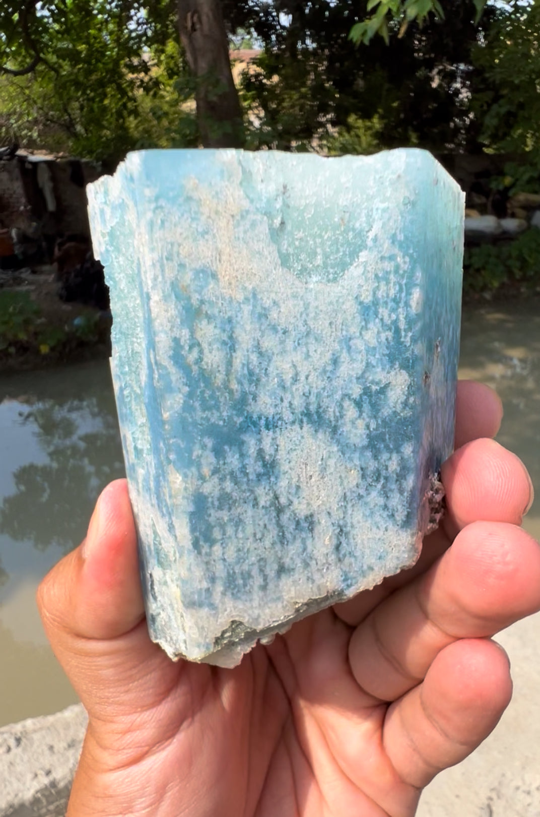 Sky Blue Aquamarine Crystal from Shigar valley Pakistan - 585 gram