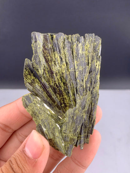 Green Epidot Cluster From Pakistan - 94 Grams