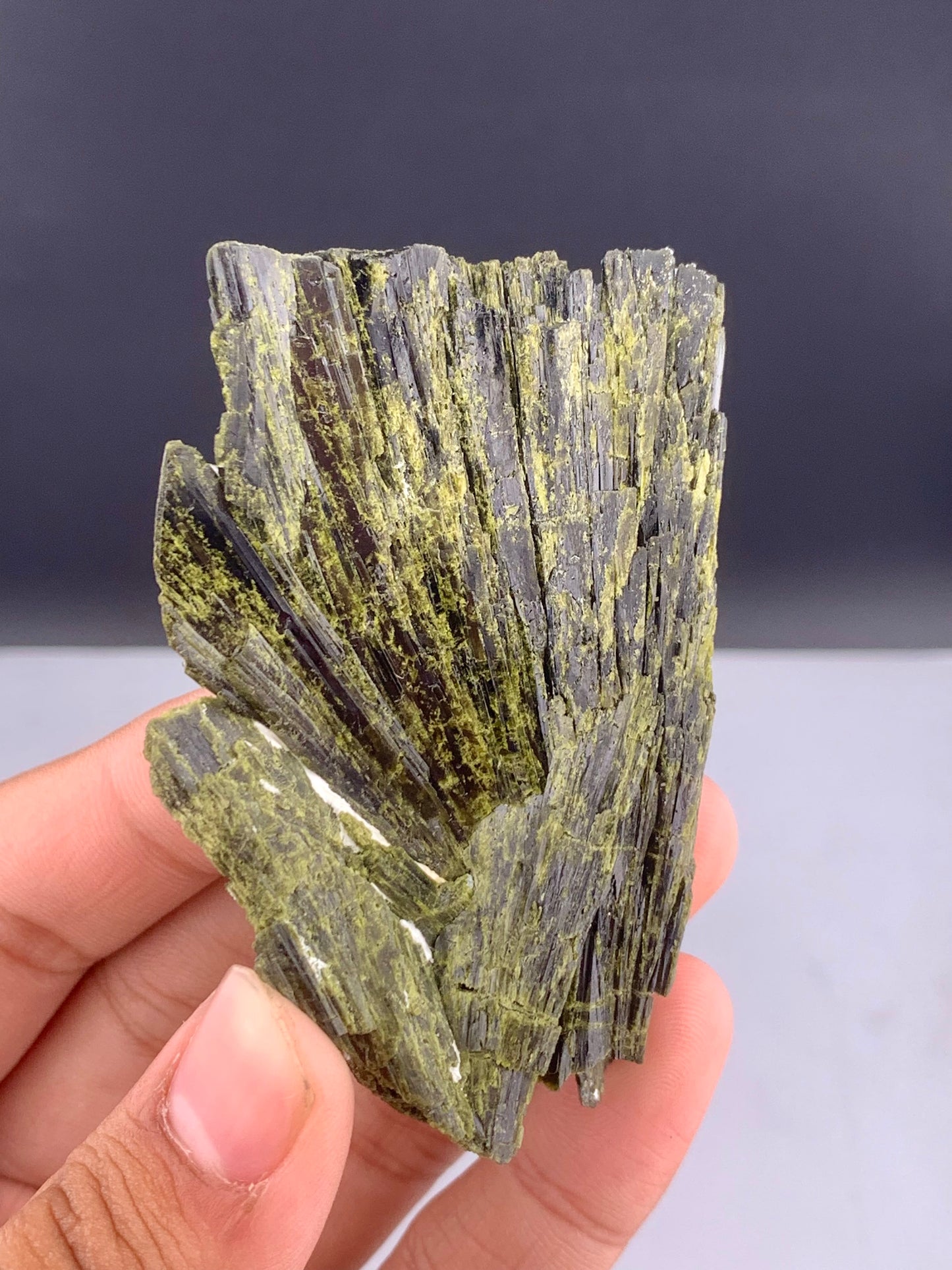 Green Epidot Cluster From Pakistan - 94 Grams