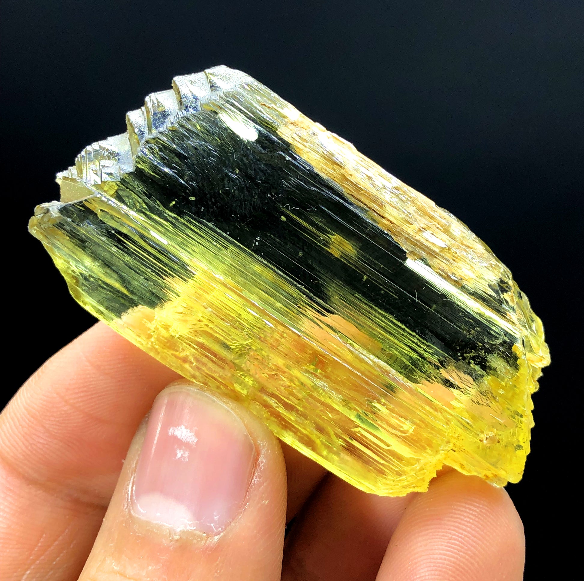 Mountain shape termination on triphane crystal
Full profile of transparent yellow kunzite crystal