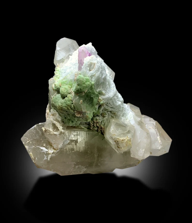 Museum grade combination specimen from Afghanistan
Kunzite tourmaline quartz specimen lighting detail
