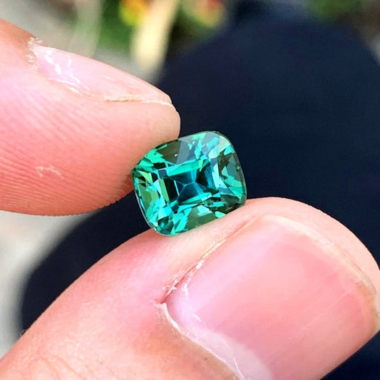 Natural bi-color tourmaline loose gemstone greenish blue
3.25 carat elbaite tourmaline radiant cut Afghanistan
