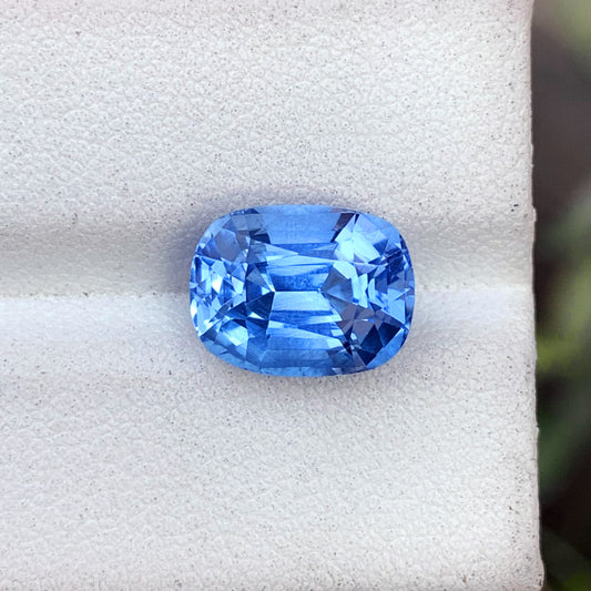 Natural deep blue aquamarine loose gemstone IF clarity
4.95 carat aquamarine long cushion cut Brazil