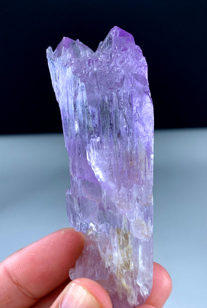 Natural etched kunzite crystal 99mm length
Rare kunzite formation mountain shape termination
Etched kunzite video still showing termination com