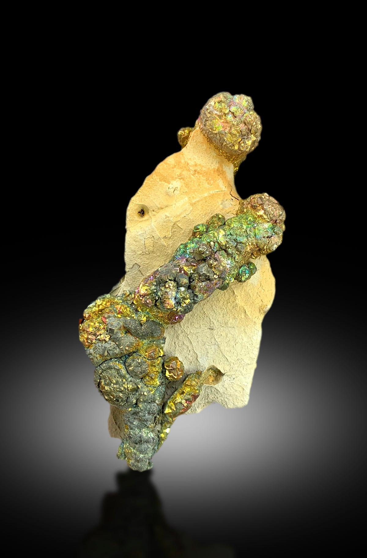 Natural iron sulfide pyrite specimen with iridescent tarnish
Pyrite mineral specimen, 118x57x41mm, collector piece