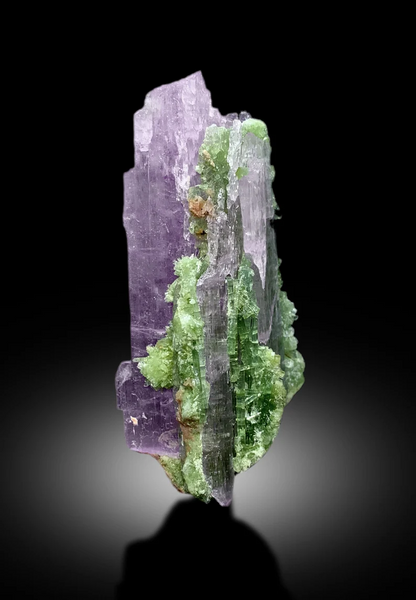 Afghanistan kunzite specimen detail view
Natural untreated kunzite tourmaline cluster