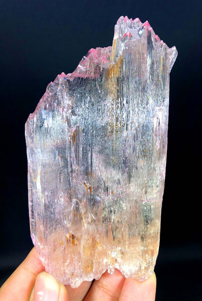Natural kunzite crystal with mountain shape terminations
Pink kunzite crystal with exceptional luster and clarity