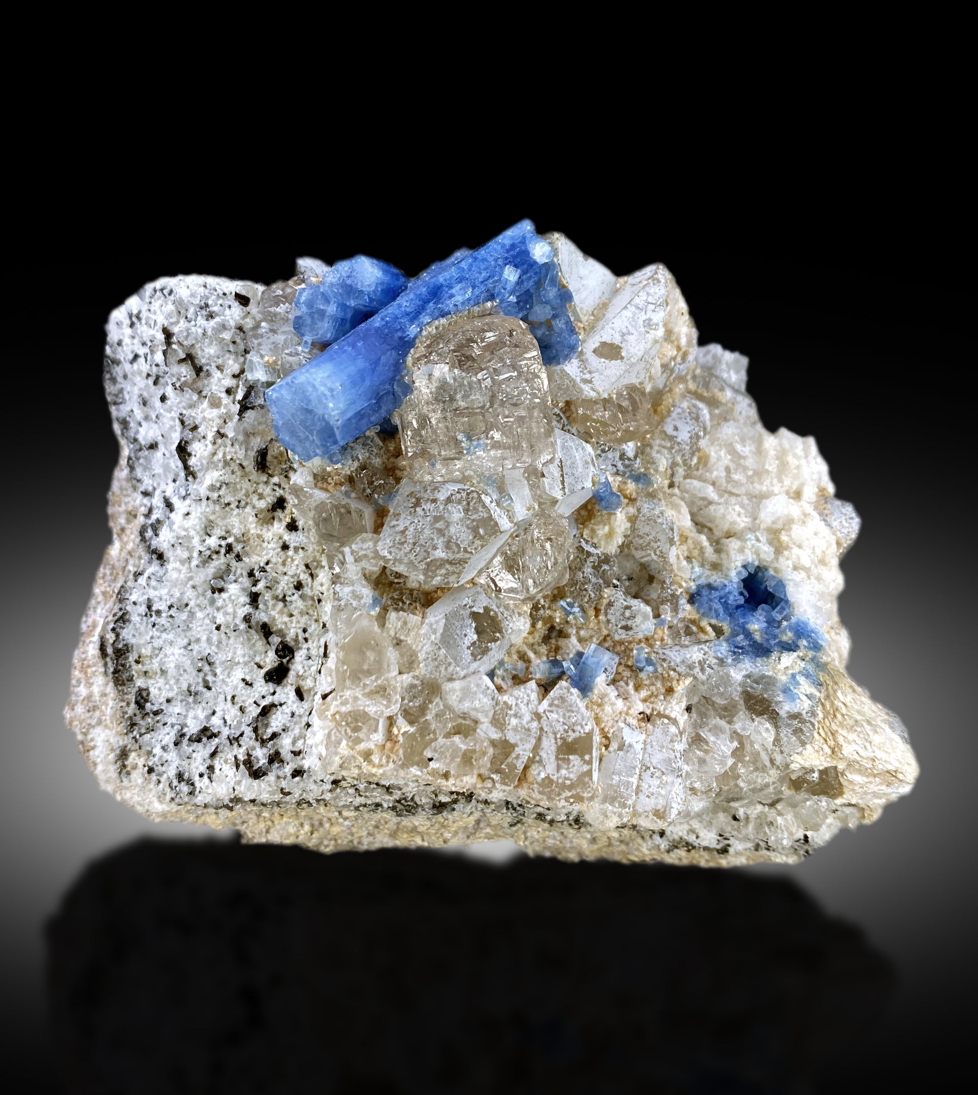 Rare aquamarine topaz association collector specimen