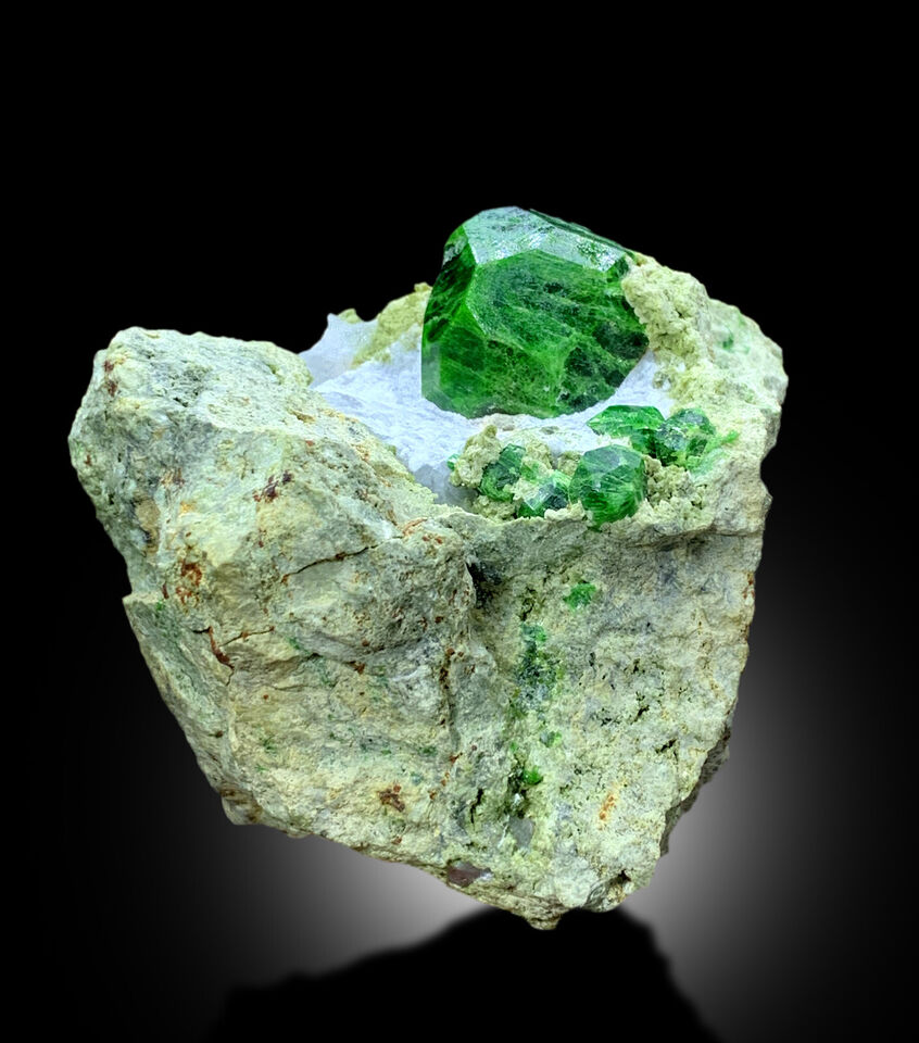 Natural Demantoid Garnet mineral from Belqeys Mountain
Fine quality green garnet crystal specimen
