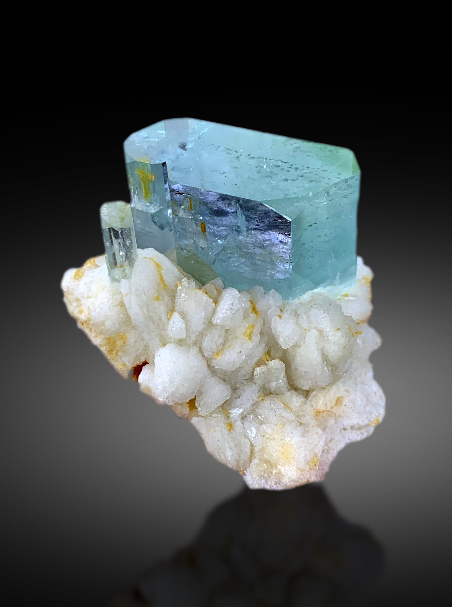 Aquamarine crystal transparency light passing through
Shigar Valley aquamarine albite collector specime