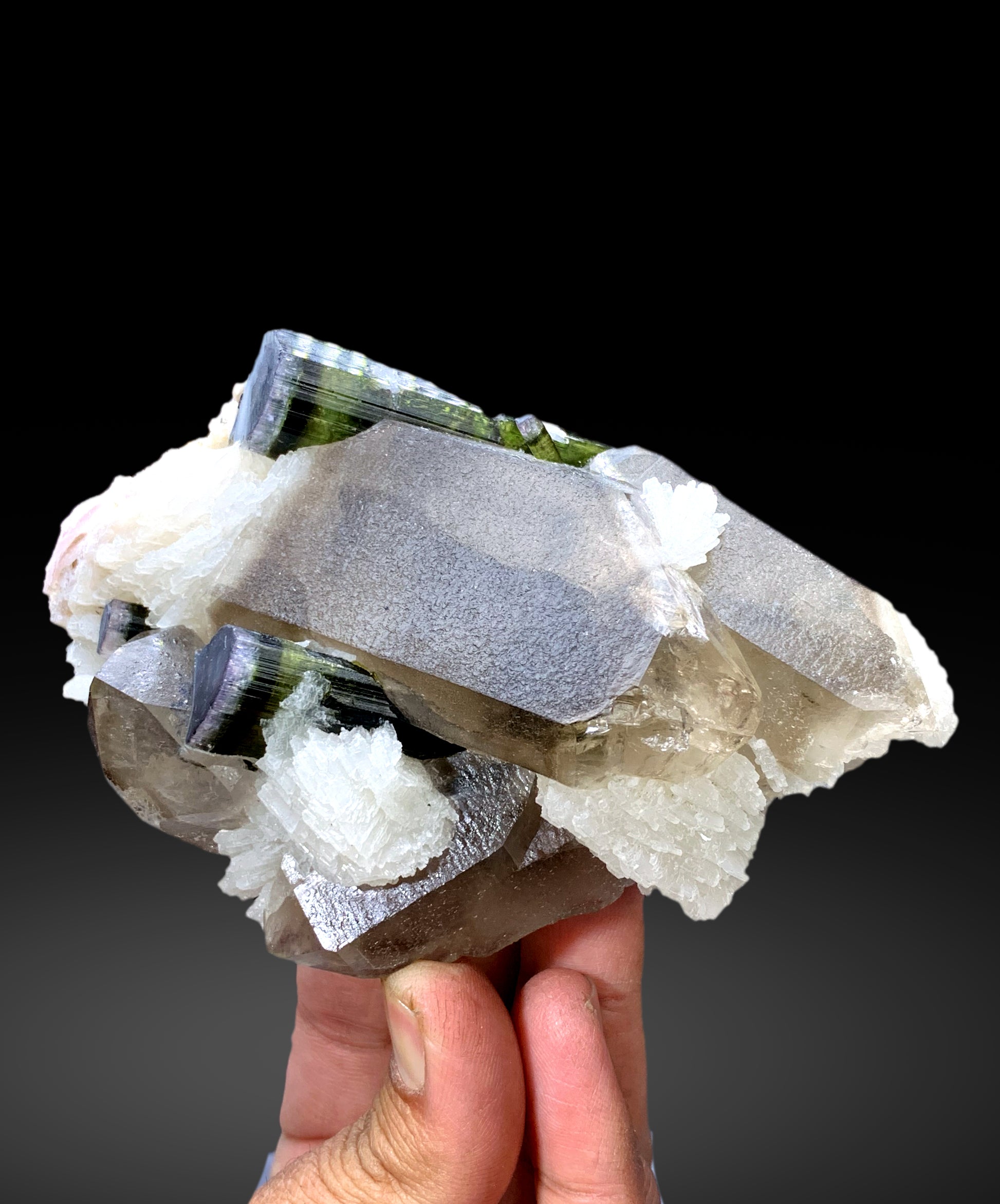 Tourmaline on smoky quartz side view
Top view of 398 gram tourmaline specimen