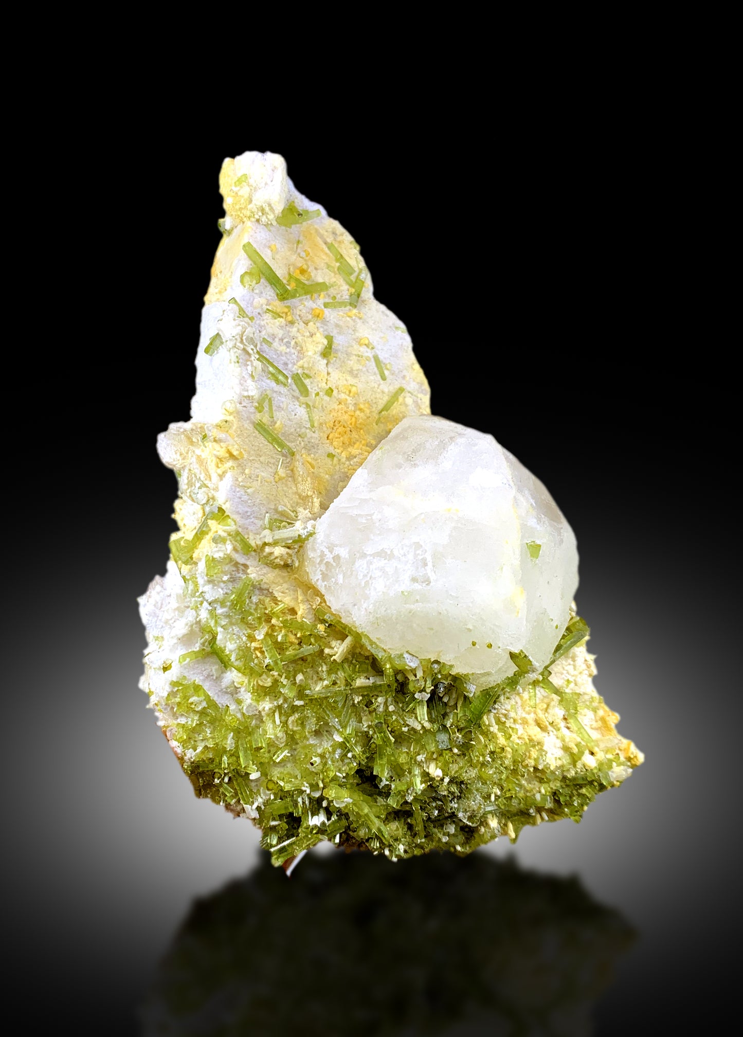 Tourmaline specimen dimensions 153 by 90 by 64 mm
Chapu mine tourmaline cluster back angle view