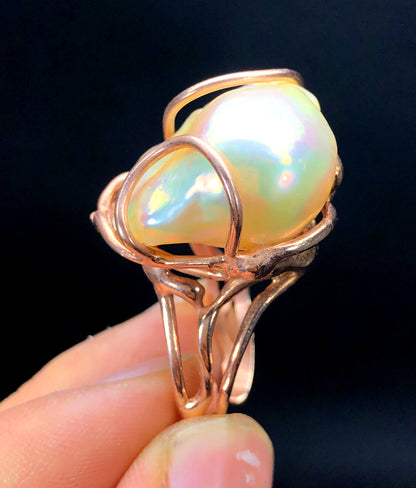 Unique baroque pearl engagement ring handmade
Pearl ring side profile showing band color
Natural baroque pearl ring gift for her