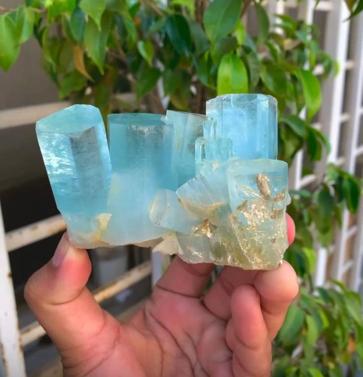 Deposit for 04 Aquamarine Specimens