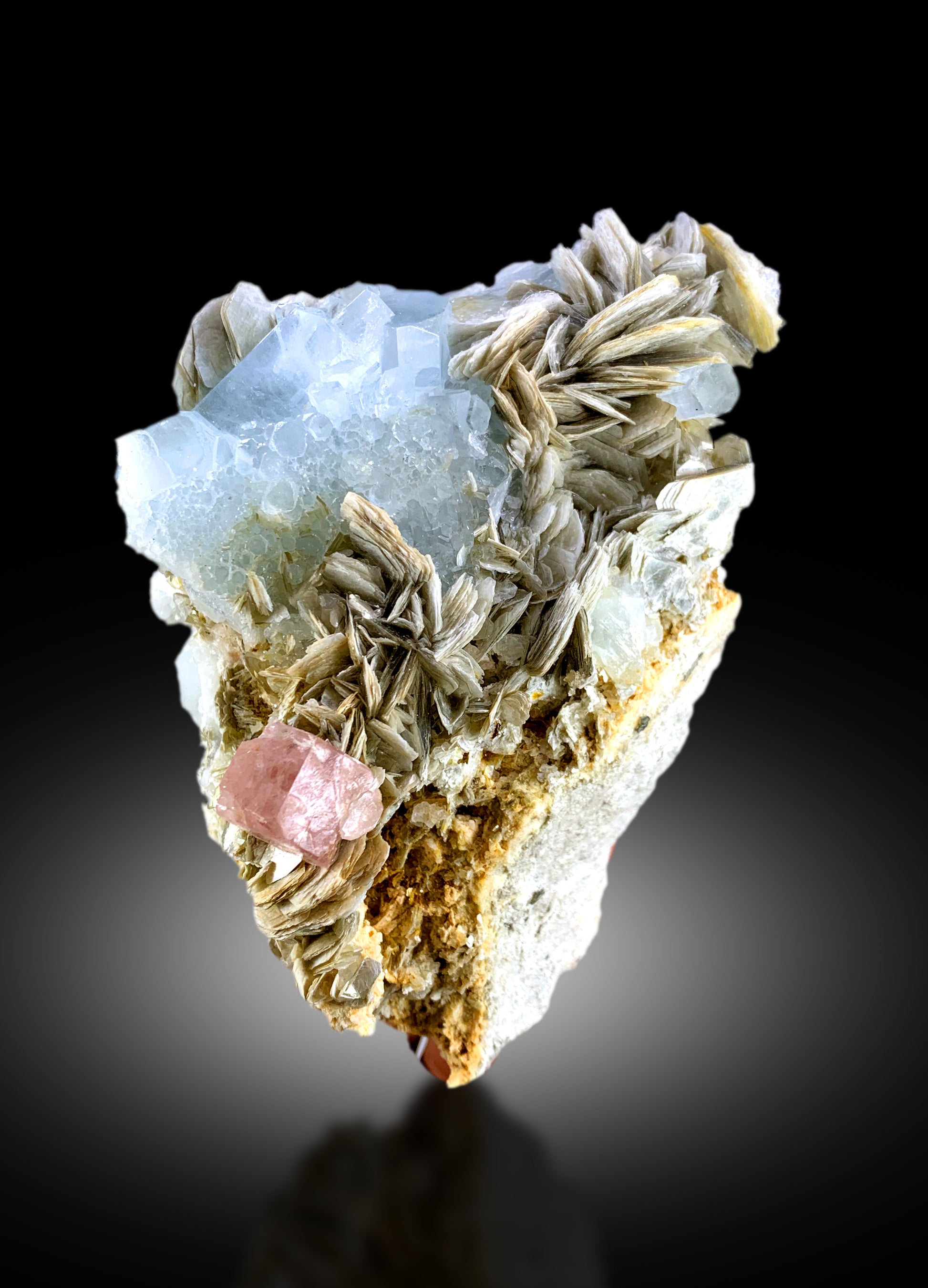 aquamarine crystal cluster with pink apatite
natural aquamarine specimen Pakistan