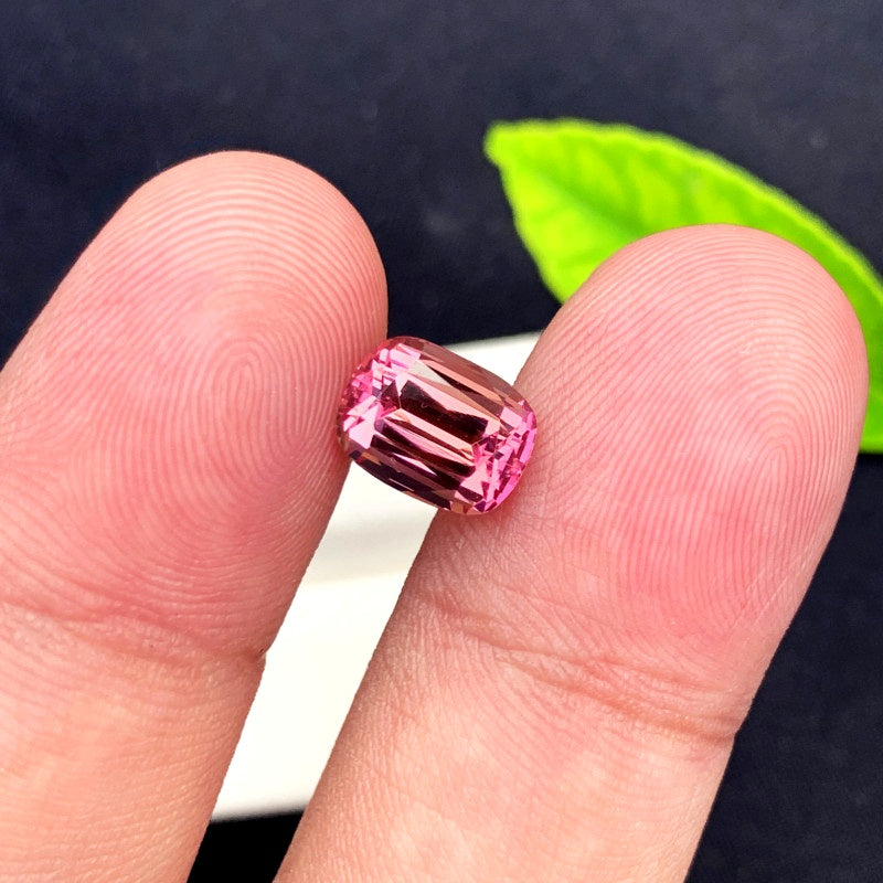 flawless pink tourmaline loose gemstone 3.15 ct
natural pink tourmaline cushion cut gemstone
Afghanistan pink tourmaline for ring making