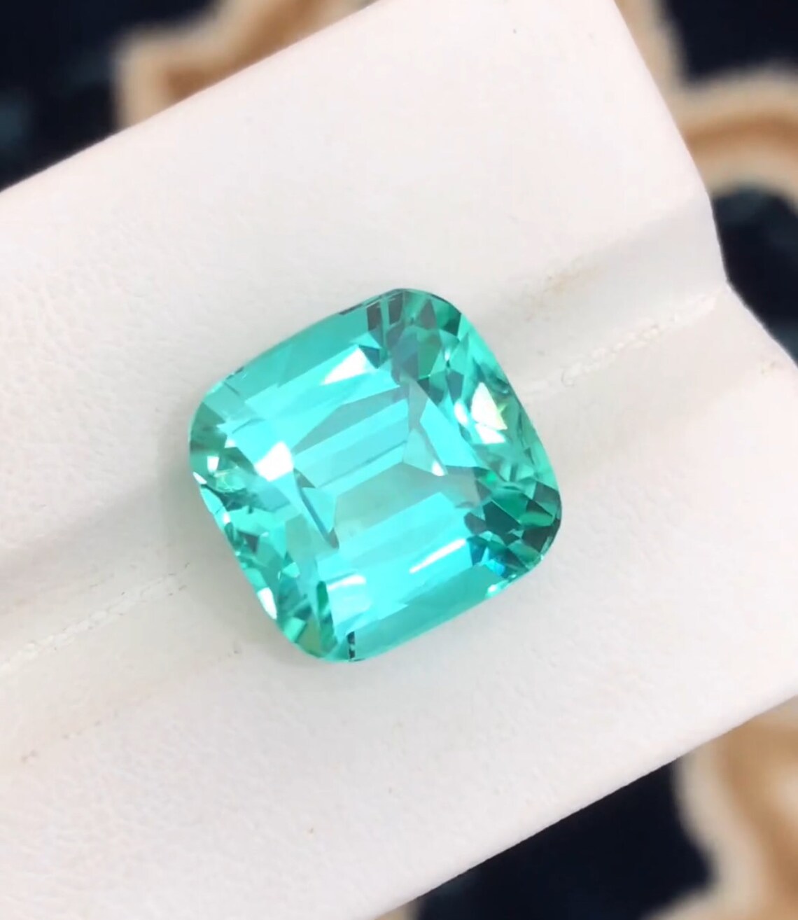 Natural Beautiful Lagoon Colour Tourmaline Gemstone For Sale - 17 carats