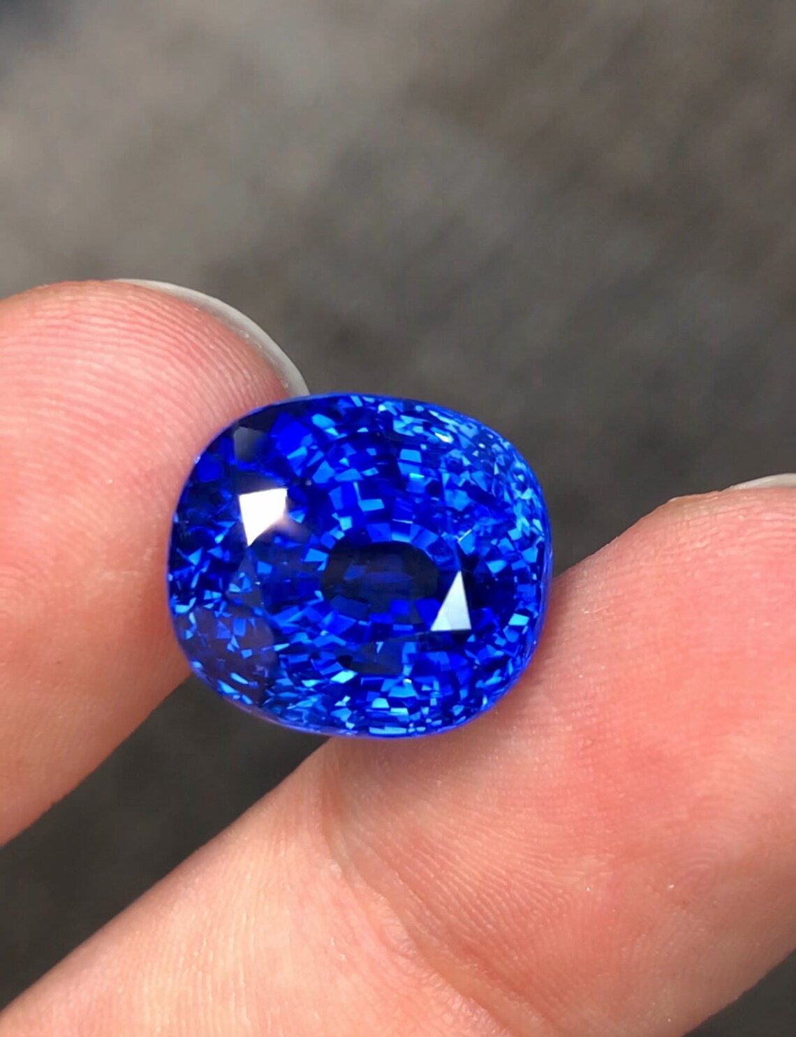 Natural GRS Certified Blue Sapphire Gemstone ,GRS Certified Royal Blue Sapphire Perfect Cushion Cut for engagement Ring 17.55 carts