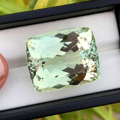 Light Green Kunzite Loose Gemstone, Faceted Kunzite Cut Stone, Natural Kunzite var Hiddenite Gemstone, Cushion Cut Kunzite, 81 CT