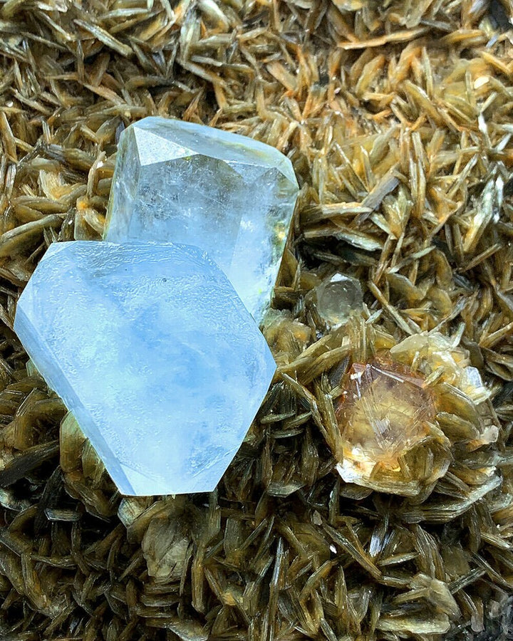 Aquamarine Crystals with Fluorite Crystals and Calcite Crystals with Mica from Chumar Bakhoor Gilgit