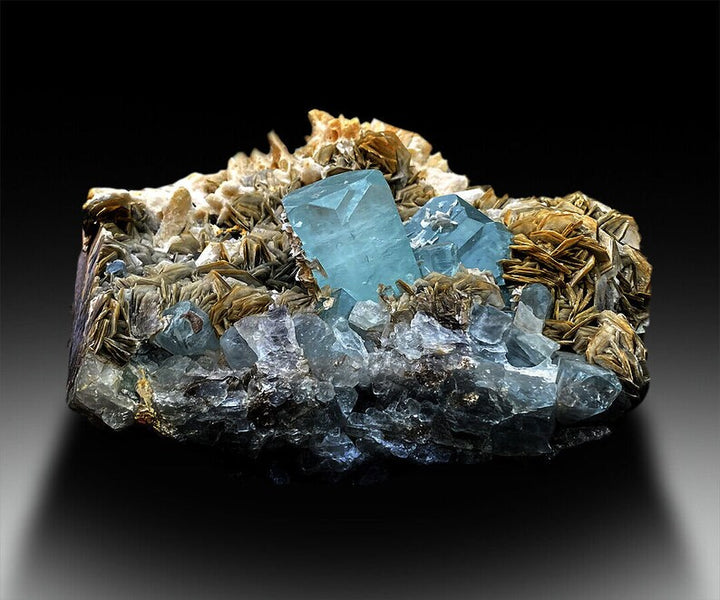 Aquamarine with Calcite and Muscovite Mica, Aquamarine Crystal, Aquamarine Specimen, Aquamarine stone, Calcite crystals, 5.1kg