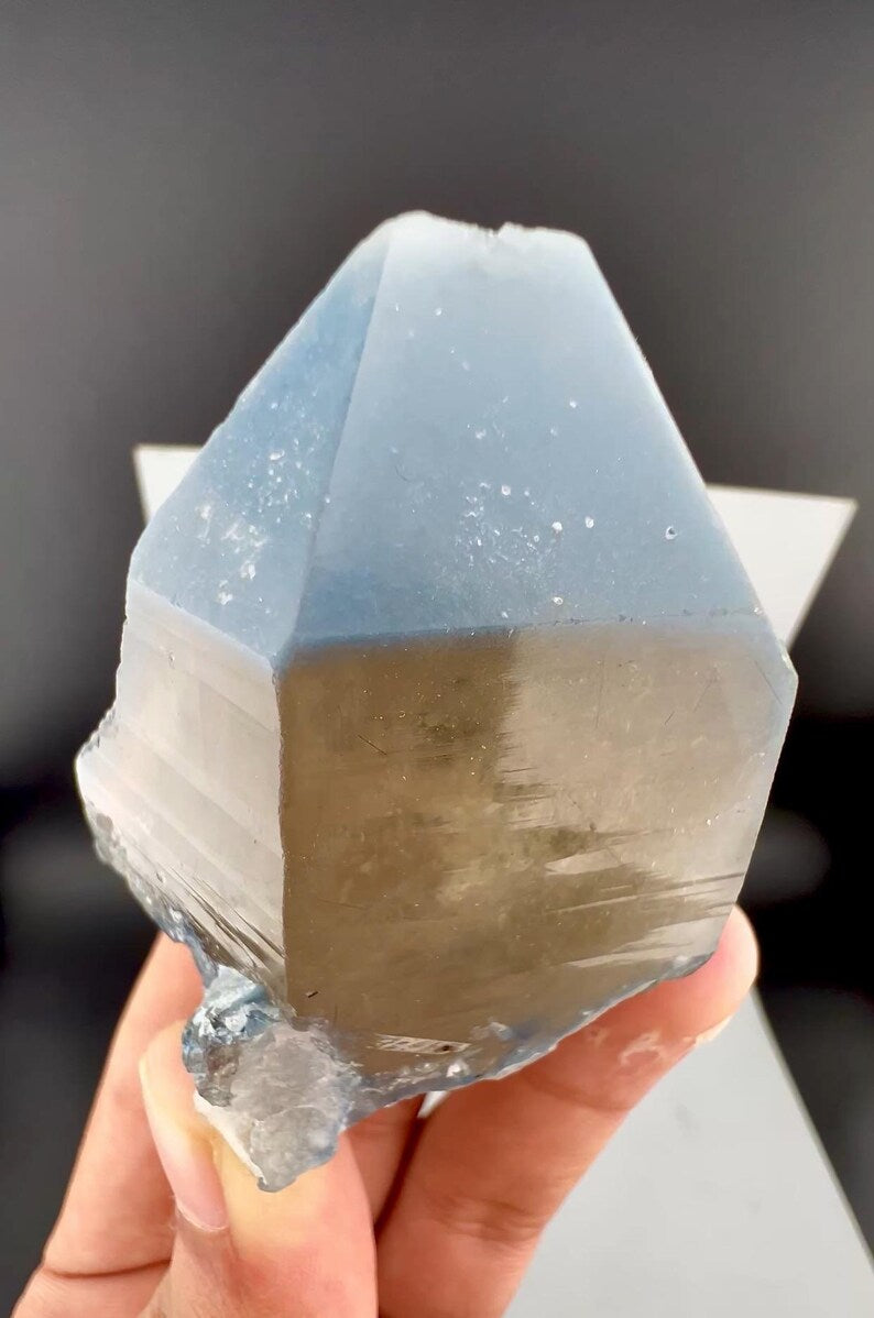 Quartz Crystal from Afghanistan - 124 Grams