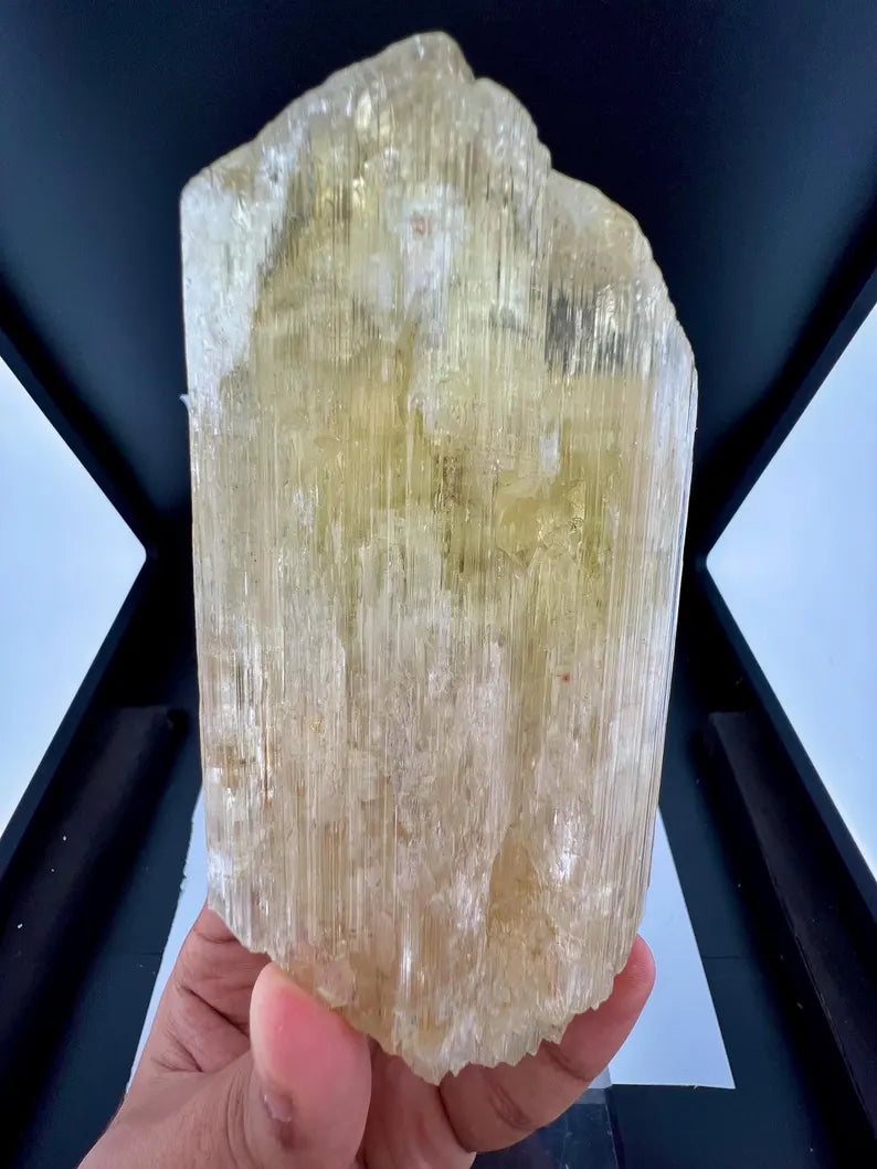 Yellow Triphane Kunzite Crystal from Afghanistan - 668 Grams