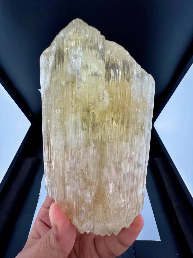 Yellow Triphane Kunzite Crystal from Afghanistan - 668 Grams