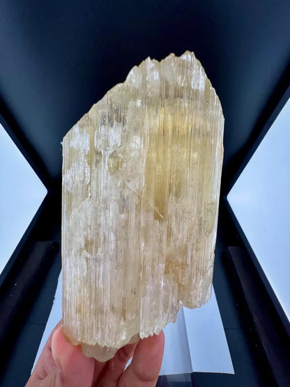 Yellow Triphane Kunzite Crystal from Afghanistan - 668 Grams