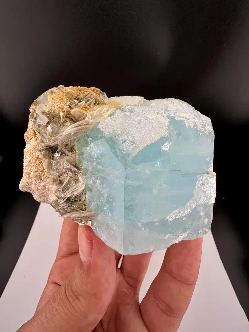 Blue Aquamarine Crystal with Mica from Skardu Pakistan - 442 Grams