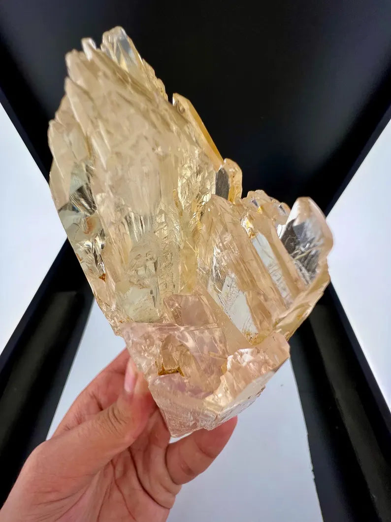 Yellow Triphane Kunzite Crystal from Afghanistan - 550 Grams