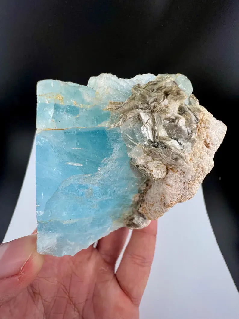 Blue Aquamarine Crystal with Mica from Skardu Pakistan - 442 Grams