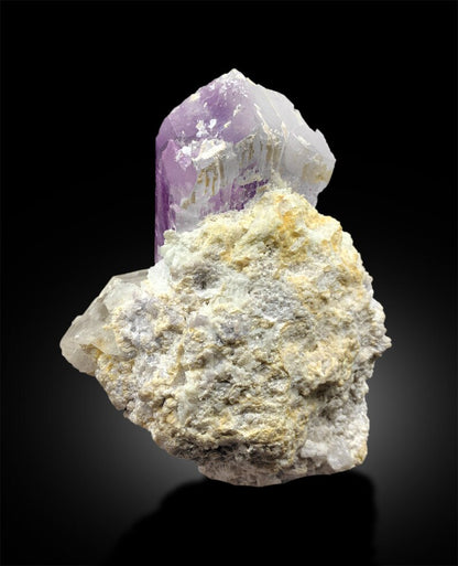 kunzite quartz lepidolite association
natural kunzite crystal on matrix