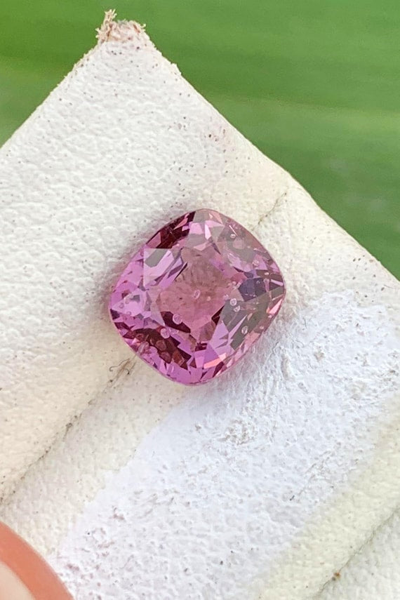 Afghanistan pink spinel gemstone
natural untreated spinel