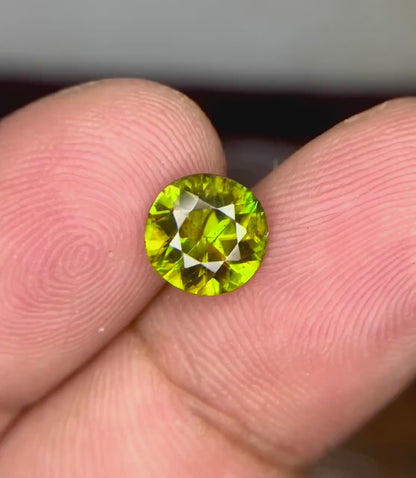 Full Fire Titanite Sphene Gemstone, Round Cut Faceted Sphene Cut Stone, Sphene Gemstone for Ring, Loose Gemstone - 1.20 CT