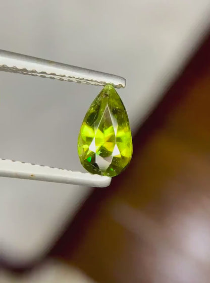 Pear Shape Titanite Green Sphene Gemstone, Fire Sphene, Loose Gemstone, Gemstone Jewelry - 1.00 CT