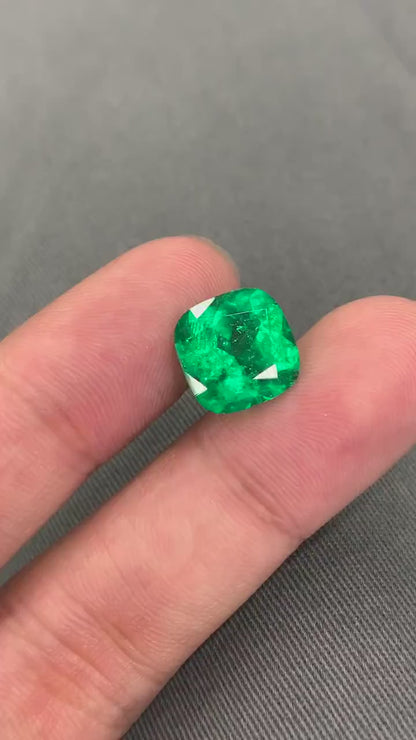 Colombian Square Cushion Cut Natural Emerald, Perfect Brilliant Square Shape Colombia Emerald Gemstone , Emerald Jewellery , 5.90 Carats